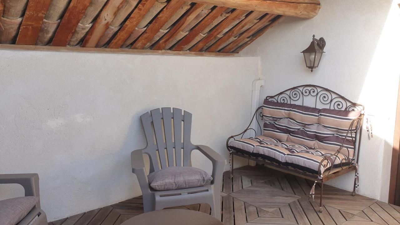 L'Angelus, Gite De Charme Au Coeur Du Vieux Village De Sablet Zewnętrze zdjęcie