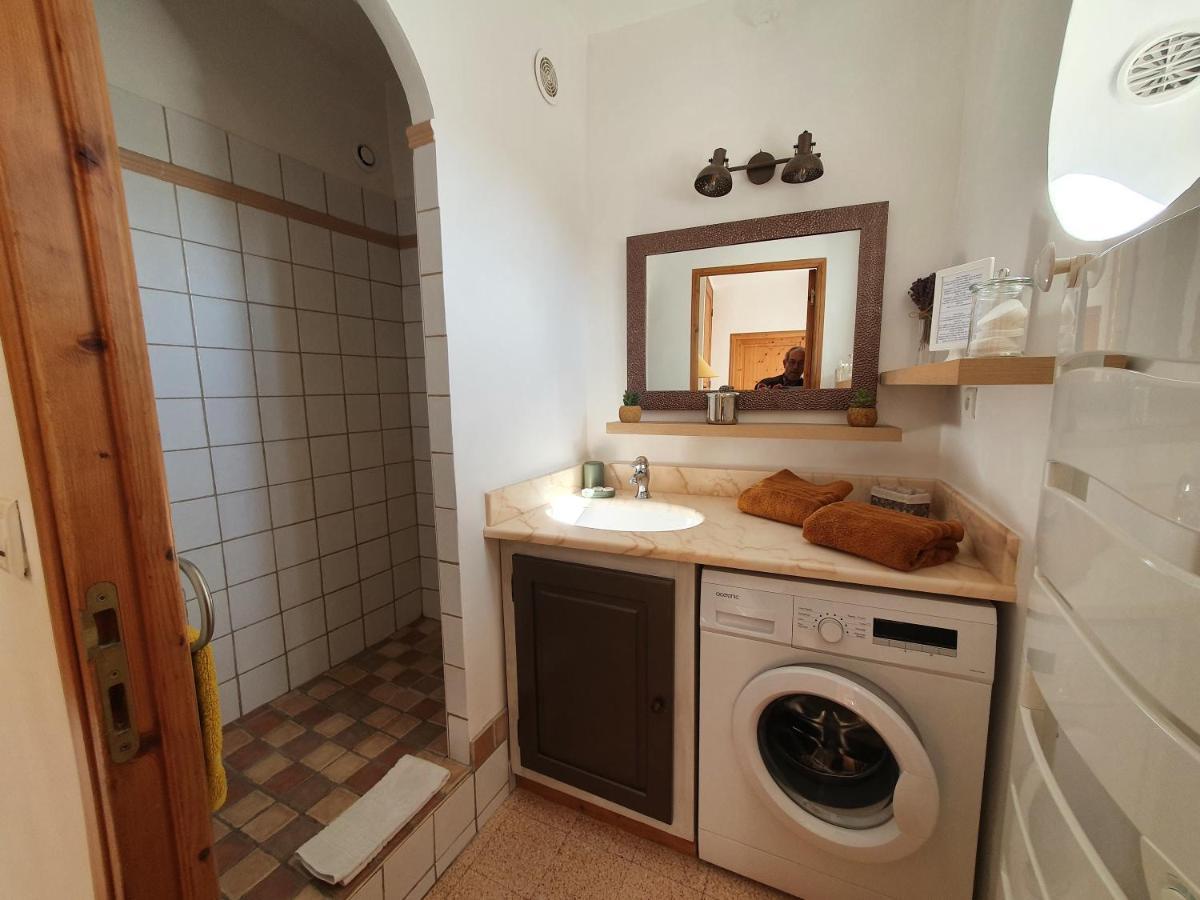 L'Angelus, Gite De Charme Au Coeur Du Vieux Village De Sablet Zewnętrze zdjęcie