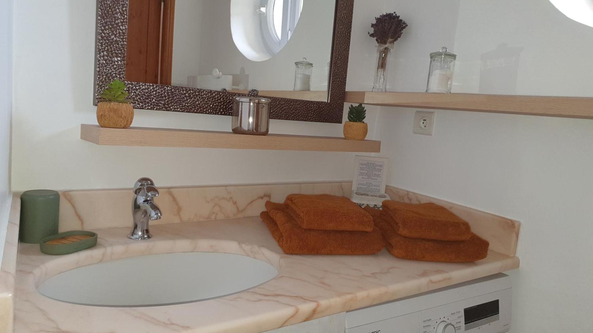 L'Angelus, Gite De Charme Au Coeur Du Vieux Village De Sablet Zewnętrze zdjęcie